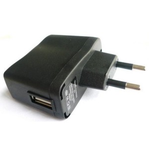 Adaptateur 220 volts